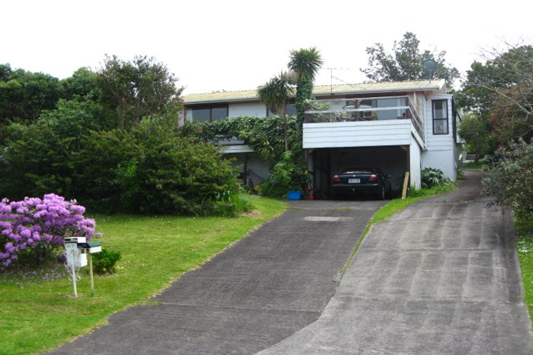 Photo of property in 5 Kotanui Avenue, Army Bay, Whangaparaoa, 0930