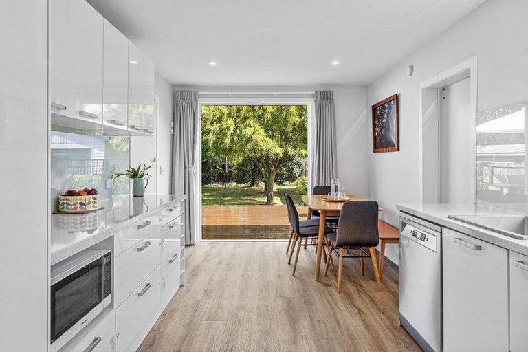 Photo of property in 35 Heath Street, Burnside, Christchurch, 8053