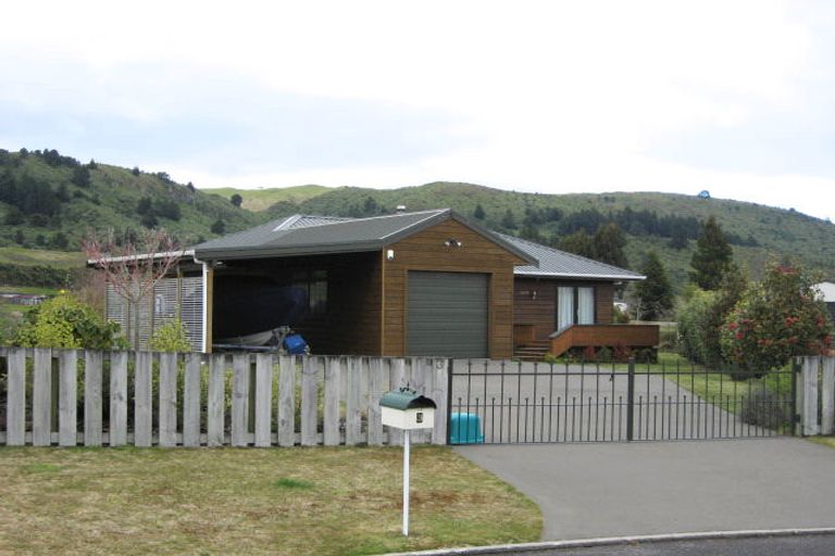 Photo of property in 3 Antonia Place, Kinloch, Taupo, 3377