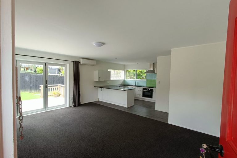 Photo of property in 1/108 Monarch Avenue, Hillcrest, Auckland, 0627