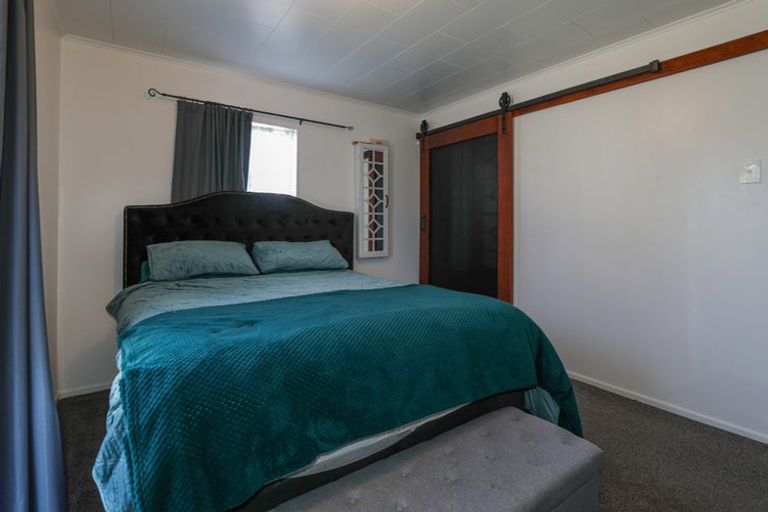 Photo of property in 30 Frederick Street, Two Mile Bay, Taupo, 3330