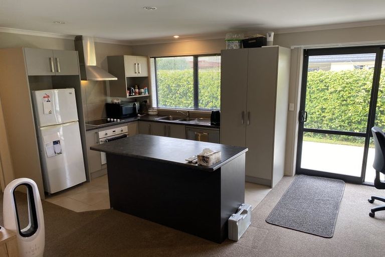 Photo of property in 30 Nielsen Gardens, Rototuna, Hamilton, 3210