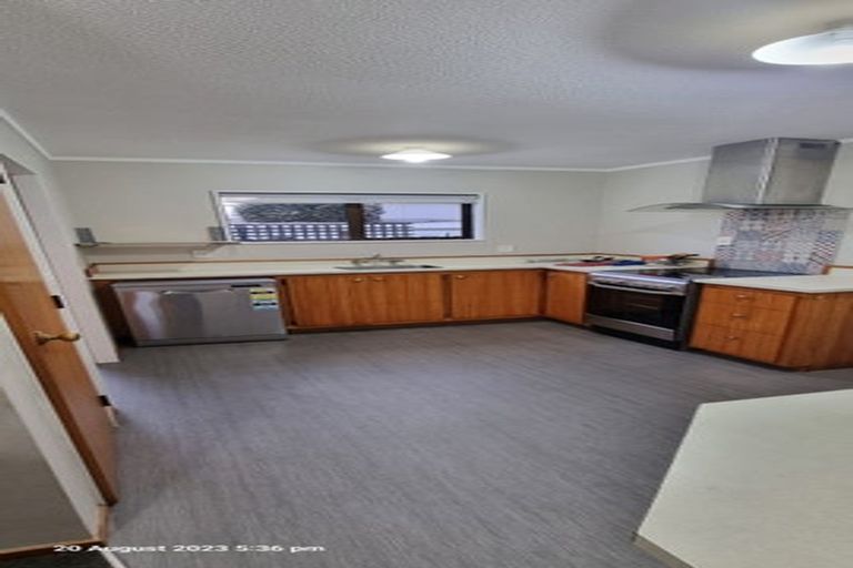 Photo of property in 1/725 High Street, Boulcott, Lower Hutt, 5010