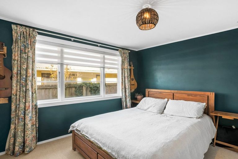 Photo of property in 29 Beach Road, North New Brighton, Christchurch, 8083