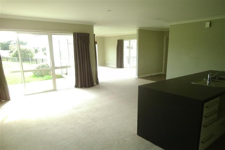 Photo of property in 10 Tamihana Street, Otaki, 5512