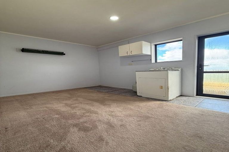 Photo of property in 54 Ridge Road, Howick, Auckland, 2014