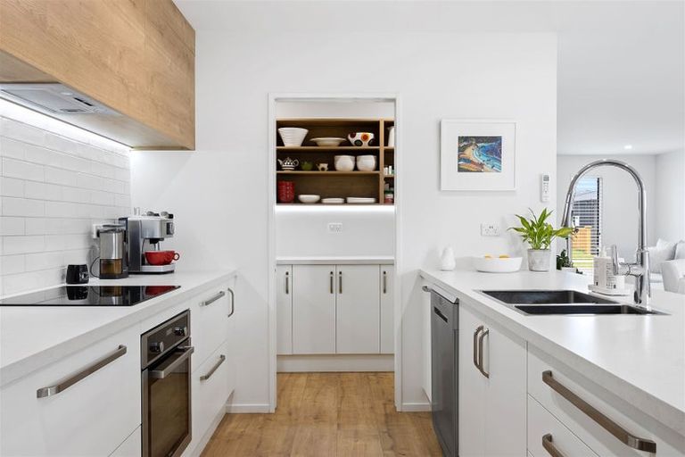 Photo of property in 12 Pakohe Street, Pegasus, 7612