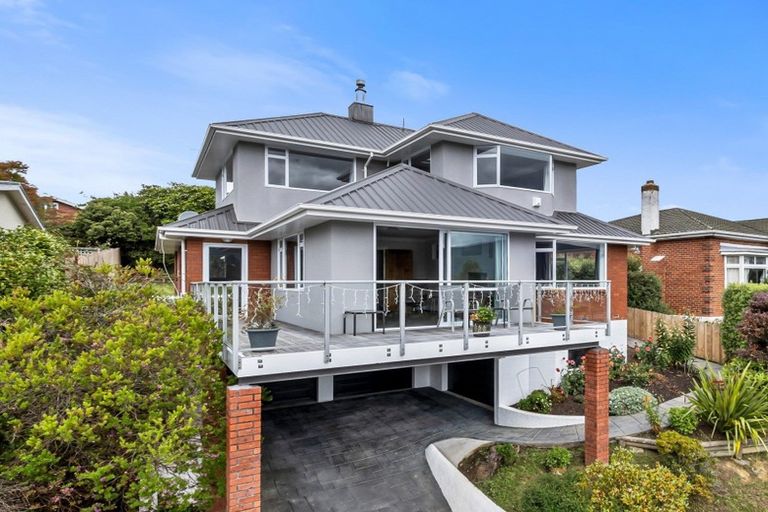 Photo of property in 126 Signal Hill Road, Opoho, Dunedin, 9010