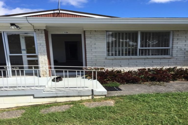 Photo of property in 19 Faith Bullock Place, New Lynn, Auckland, 0600