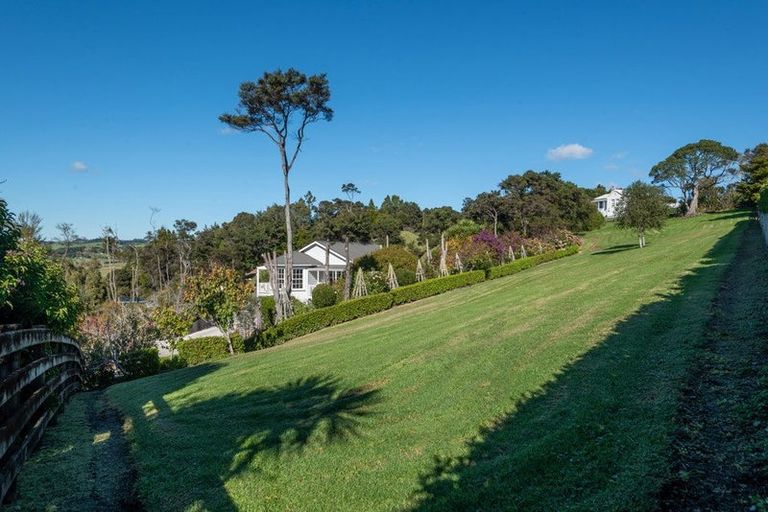 Photo of property in 29 Pinchgut Road, Kaukapakapa, 0873