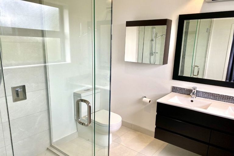 Photo of property in 72 Anzac Road, Pukekohe, 2120