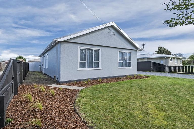 Photo of property in 15 Fulham Street, Islington, Christchurch, 8042