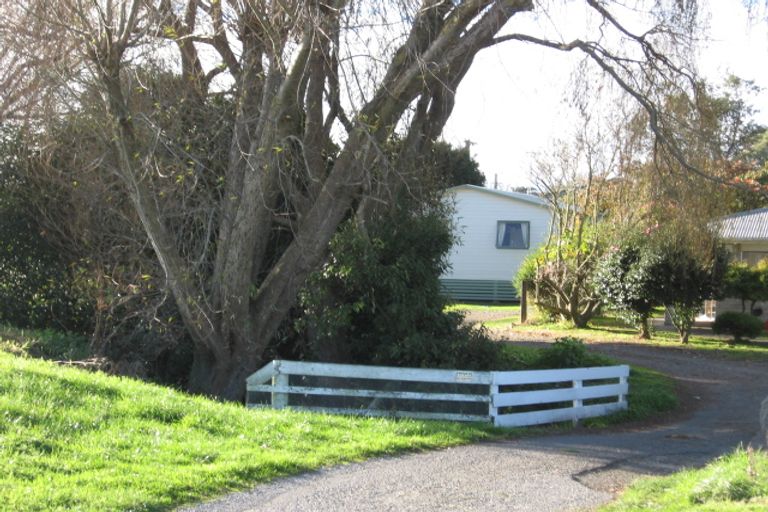 Photo of property in 1b Aotaki Street, Otaki, 5512