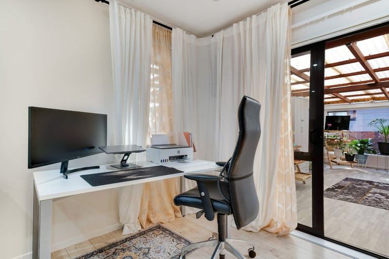 Photo of property in 122a Pah Road, Papatoetoe, Auckland, 2025