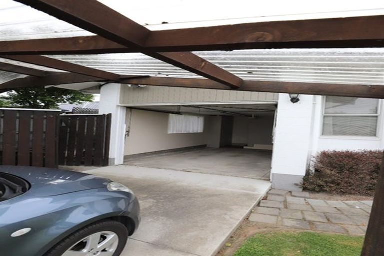 Photo of property in 1/21 Division Street, Riccarton, Christchurch, 8041