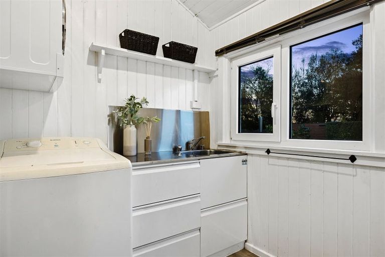 Photo of property in 27 Hastings Street, Southbridge, 7602