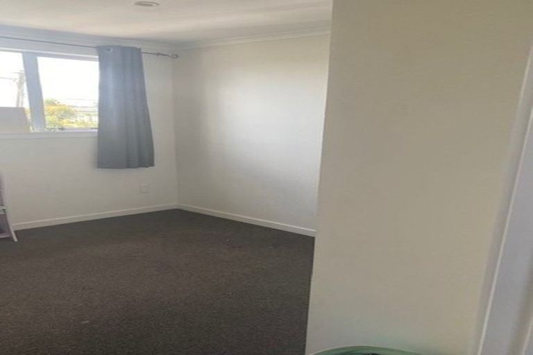 Photo of property in 4 Eatwell Avenue, Paraparaumu Beach, Paraparaumu, 5032