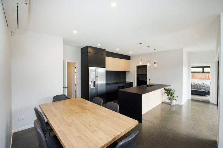 Photo of property in 35 Freedom Drive, Kelvin Grove, Palmerston North, 4414