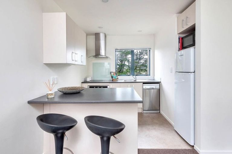 Photo of property in 12/53 The Avenue, Albany, Auckland, 0632