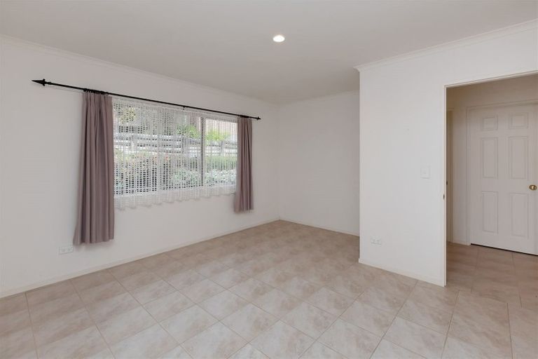 Photo of property in 11 Bush Haven Drive, Te Kamo, Whangarei, 0112