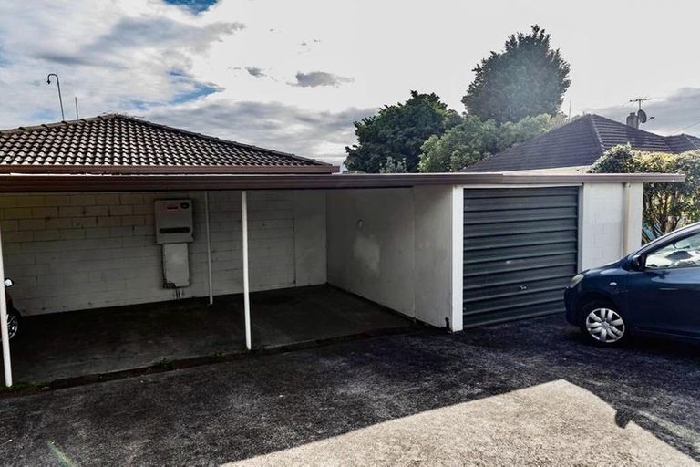 Photo of property in 1/51 Takanini Road, Takanini, 2112