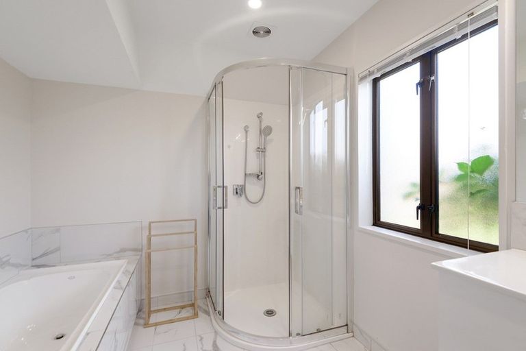 Photo of property in 31 O'connor Place, Burnside, Christchurch, 8053