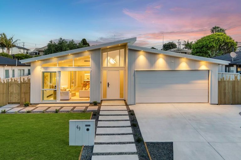 Photo of property in 49 Symes Drive, Red Beach, 0932