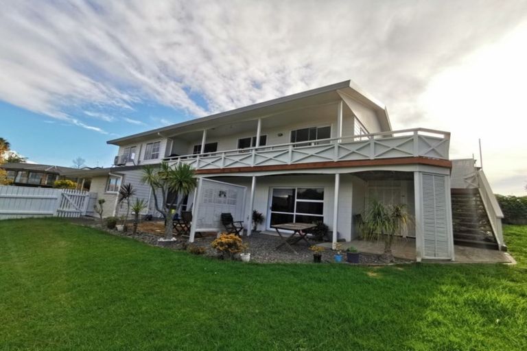 Photo of property in 7 Soling Place, West Harbour, Auckland, 0618