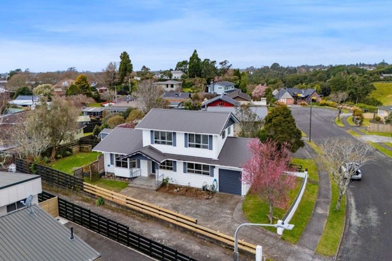Photo of property in 7 Rennell Street, Frankleigh Park, New Plymouth, 4310