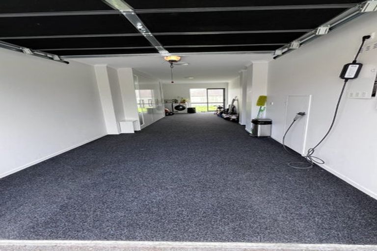 Photo of property in 13 Nganui Avenue, Takanini, 2112