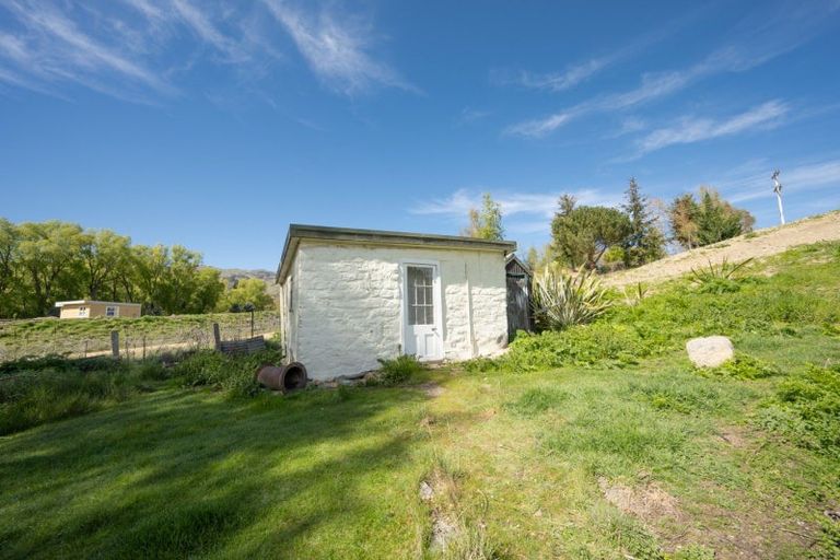 Photo of property in Ledingham Cottage, 46 Mcskimming Road, Patearoa, 9398