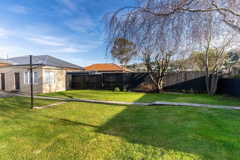 Photo of property in 362 Bay View Road, Saint Clair, Dunedin, 9012