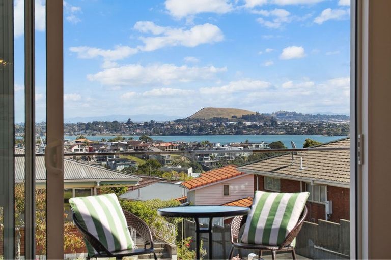 Photo of property in 39c Sorrel Crescent, Bucklands Beach, Auckland, 2012