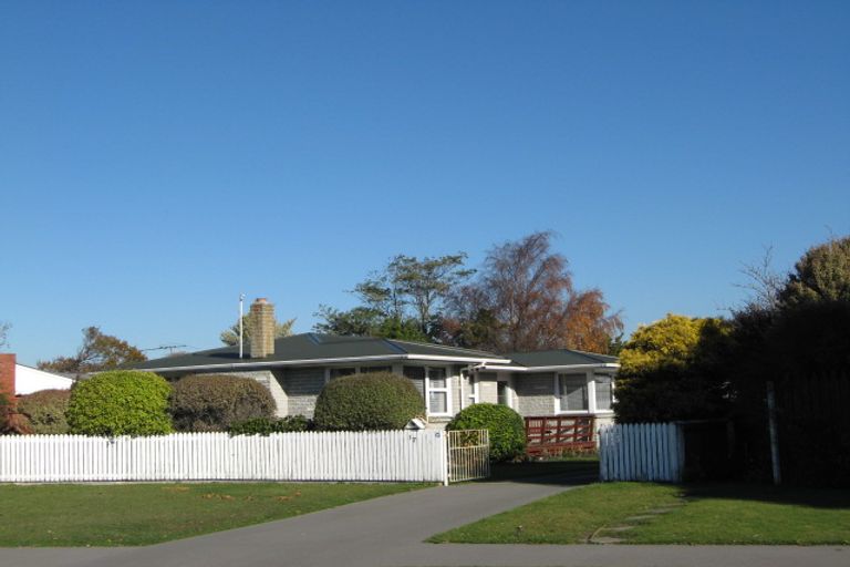 Photo of property in 17 Wolsey Place, Hillmorton, Christchurch, 8025