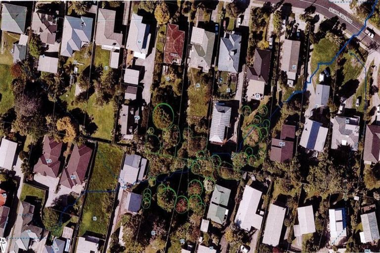 Photo of property in 22 Savoy Road, Glen Eden, Auckland, 0602