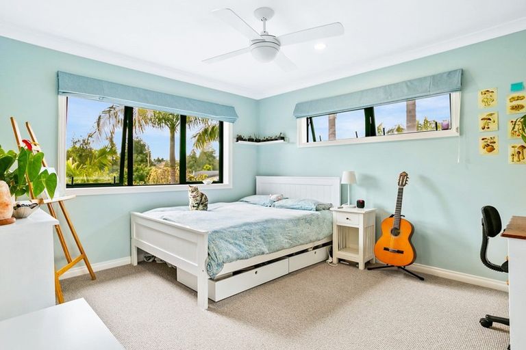 Photo of property in 73j Park Rise, Campbells Bay, Auckland, 0630