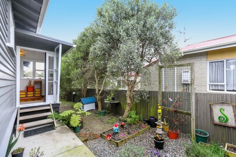 Photo of property in 46a Gaine Street, New Plymouth, 4310