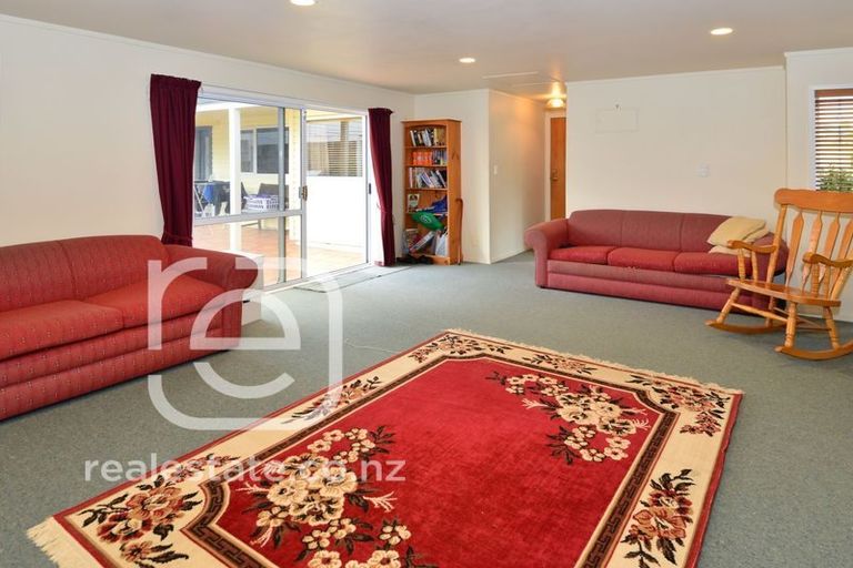 Photo of property in 157 West Harbour Drive, West Harbour, Auckland, 0618