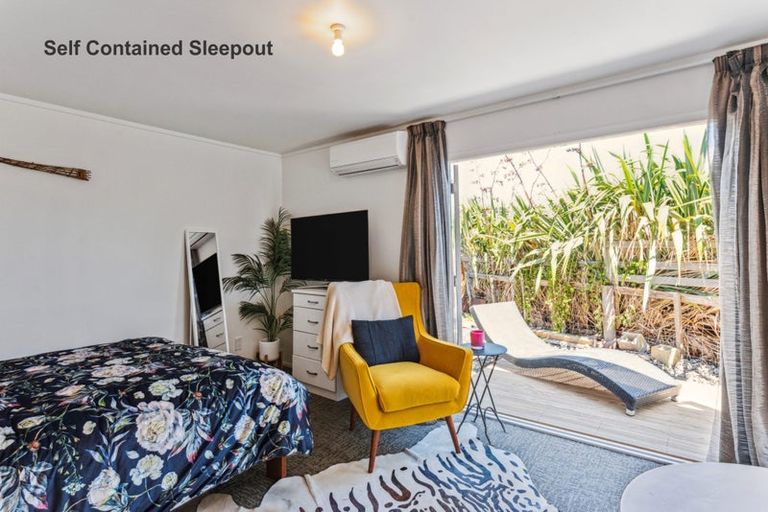 Photo of property in 8 Norna Grove, Waikawa Beach, Levin, 5573