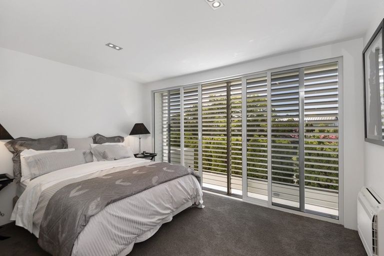 Photo of property in 57 Rossall Street, Merivale, Christchurch, 8014