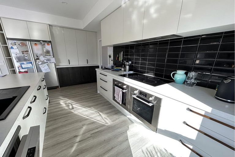 Photo of property in 34 Whincops Road, Halswell, Christchurch, 8025