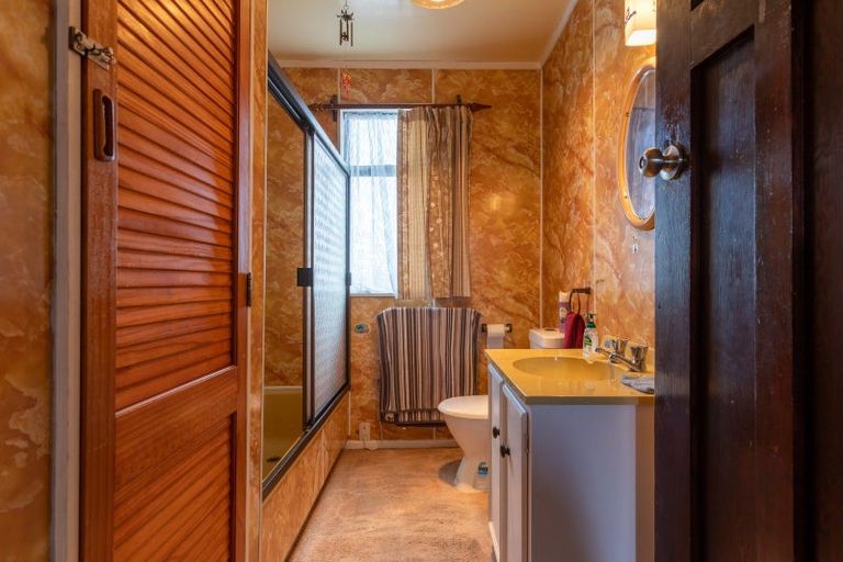 Photo of property in 43 Alma Street, Dannevirke, 4930