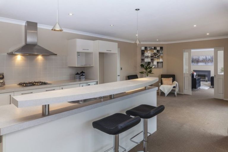 Photo of property in 7 Shield Place, Halswell, Christchurch, 8025