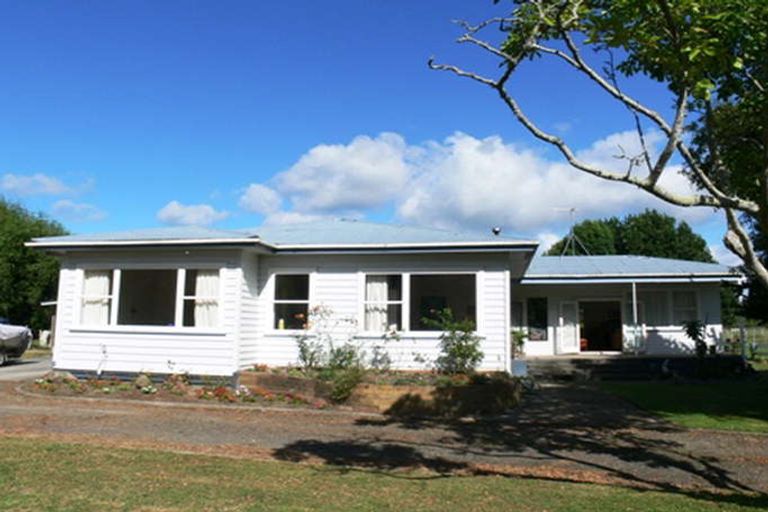 Photo of property in 305 Gow Road, Edgecumbe, Whakatane, 3193