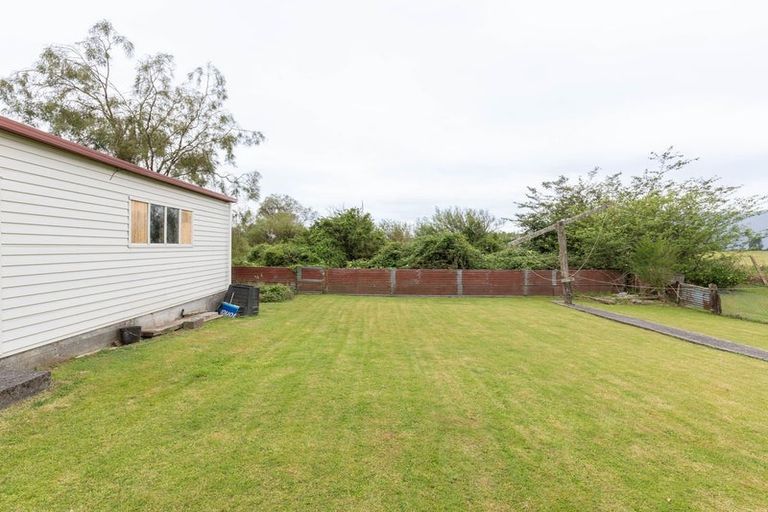 Photo of property in 80 Main Road, Harihari, 7884