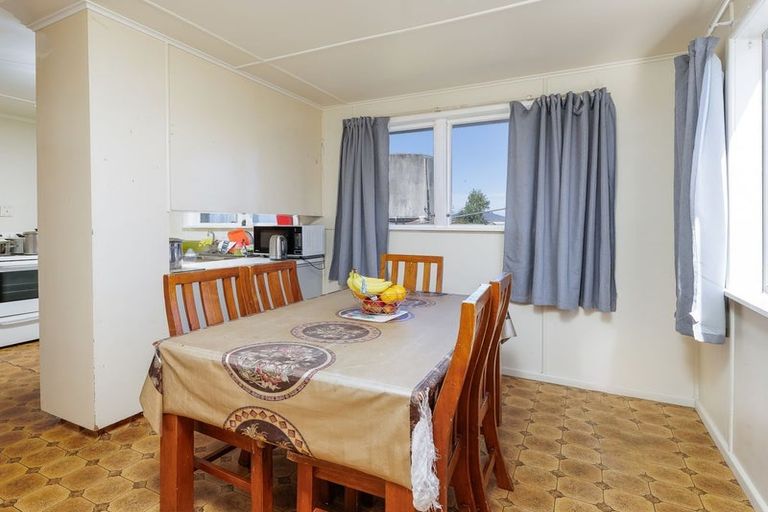 Photo of property in 12 Ruane Street, Glenavy, Waimate, 7980