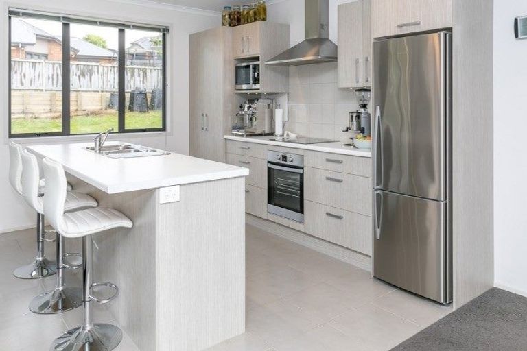 Photo of property in 8 Max Landing, Grandview Heights, Hamilton, 3200