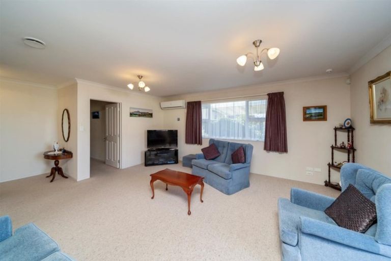 Photo of property in 33b Argyle Street, Hawera, 4610