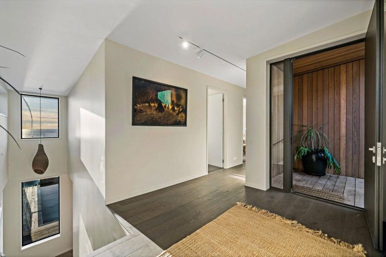 Photo of property in 81 Piha Road, Piha, New Lynn, 0772