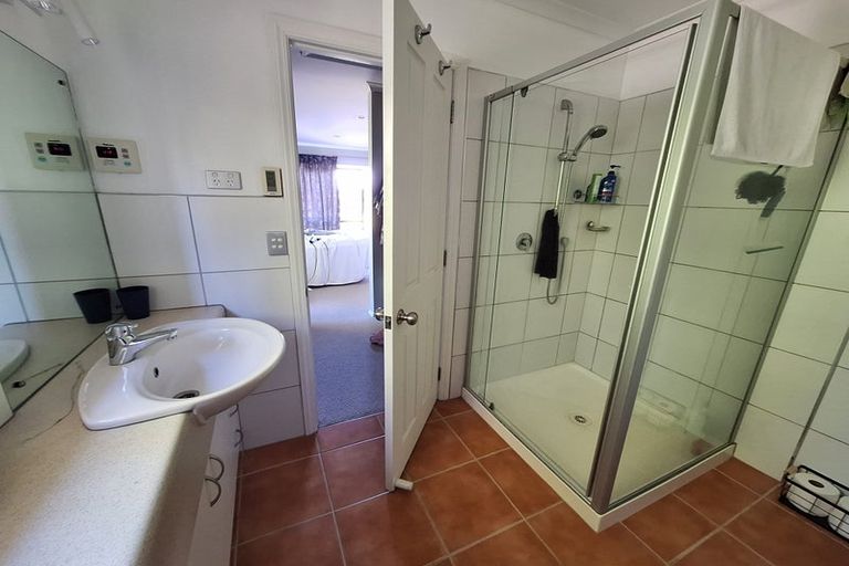 Photo of property in 44 Parkwood Crescent, Gulf Harbour, Whangaparaoa, 0930